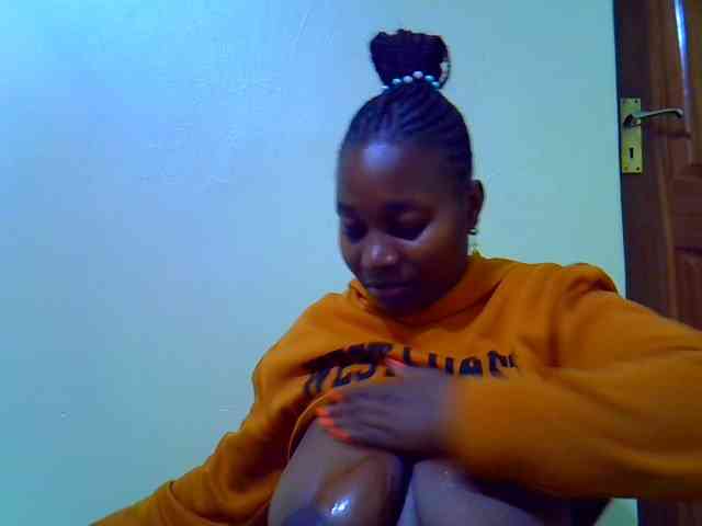 Molly-22 webcam