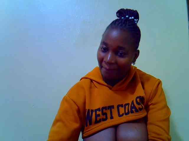 Molly-22 webcam