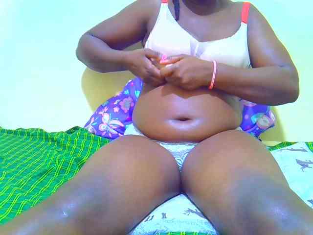 Molly-22 webcam