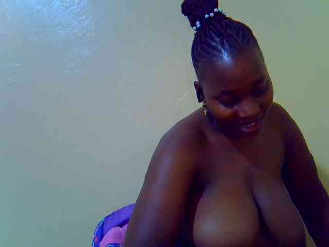 Molly-22 webcam