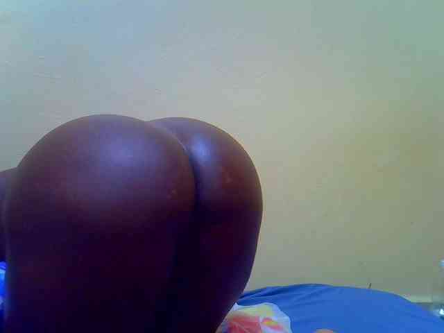Molly-22 webcam