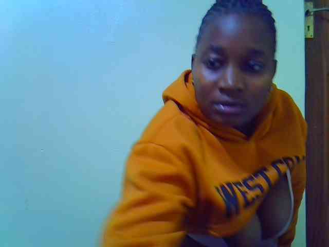 Molly-22 webcam