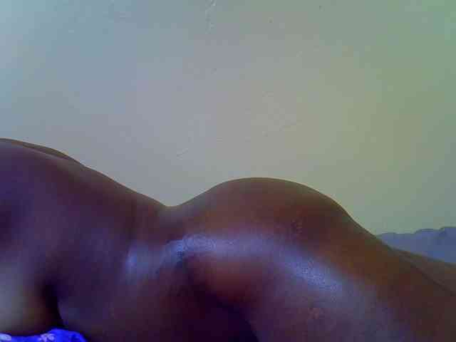 Molly-22 webcam
