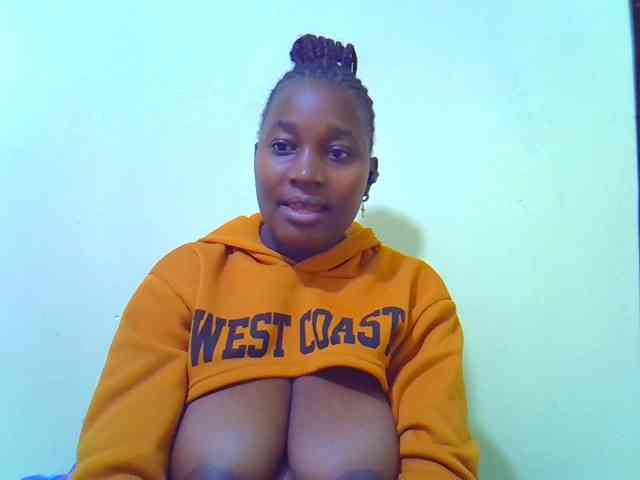 Molly-22 webcam