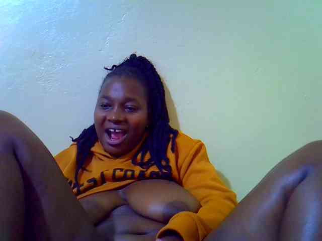 Molly-22 webcam