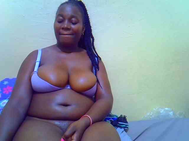 Molly-22 webcam