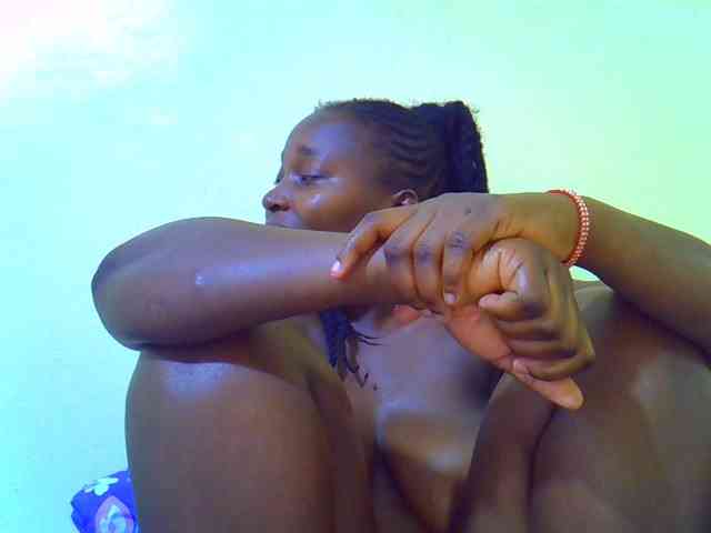 Molly-22 webcam