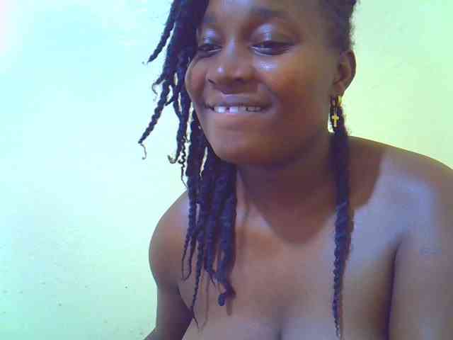 Molly-22 webcam