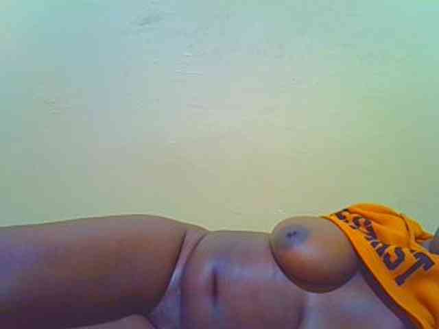Molly-22 webcam