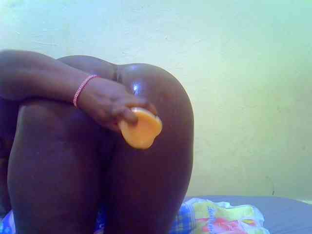 Molly-22 webcam