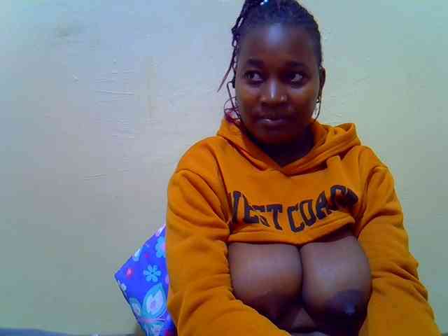 Molly-22 webcam