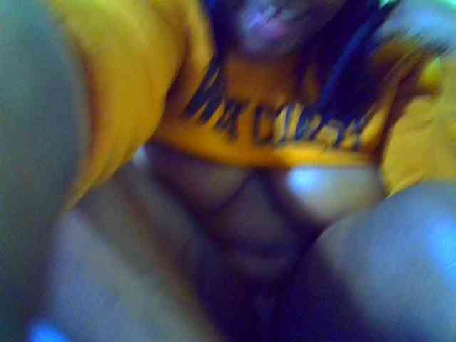 Molly-22 webcam