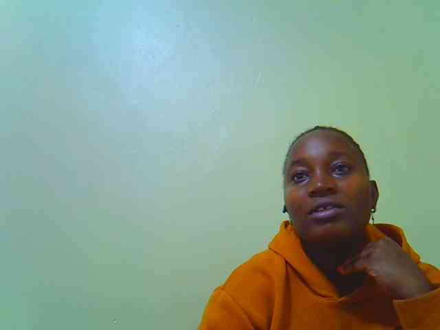 Molly-22 webcam
