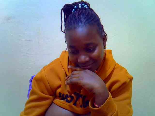 Molly-22 webcam