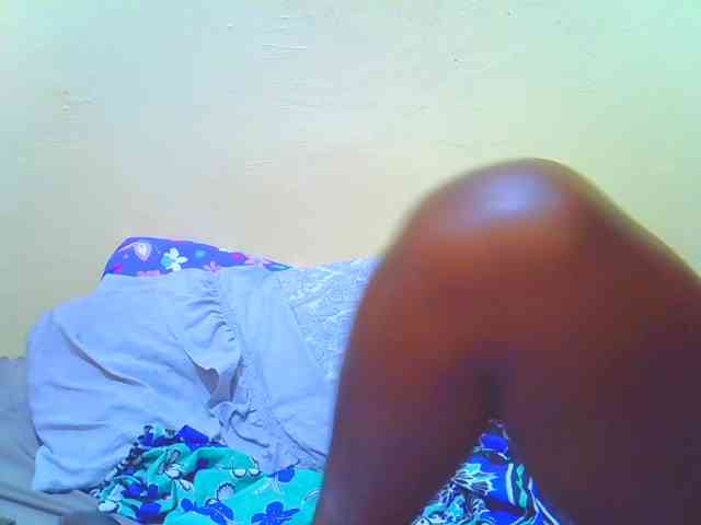 Molly-22 webcam