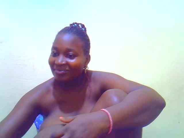 Molly-22 webcam