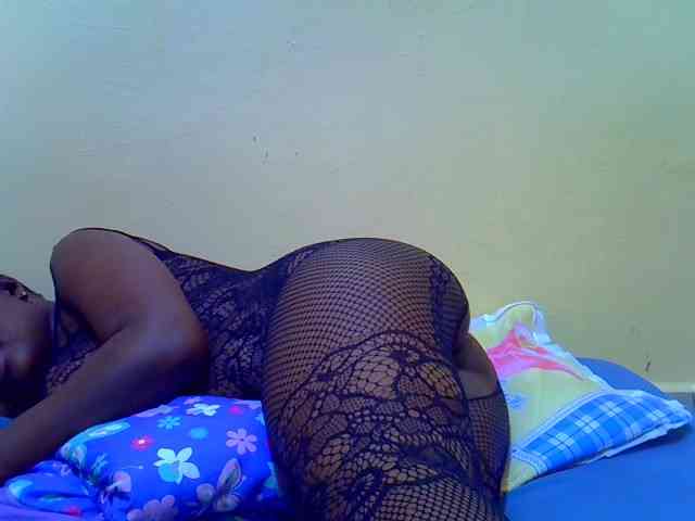 Molly-22 webcam