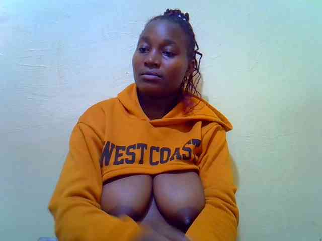 Molly-22 webcam