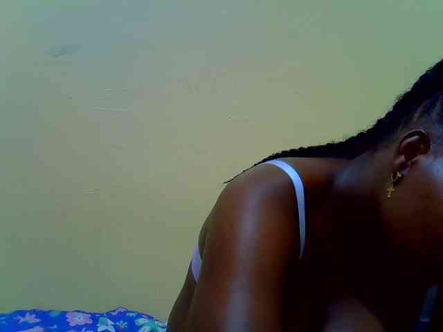 Molly-22 webcam