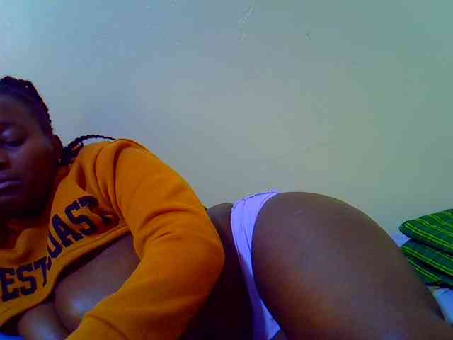 Molly-22 webcam