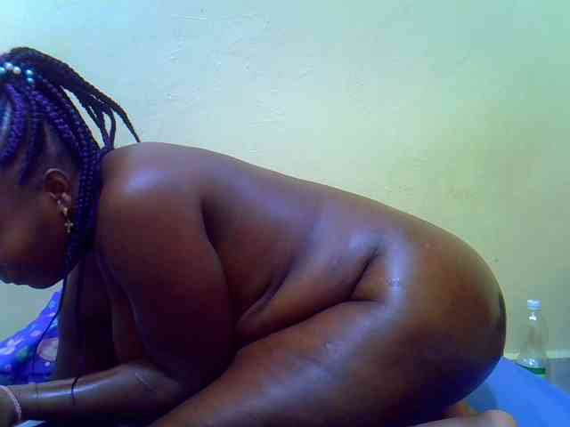 Molly-22 webcam