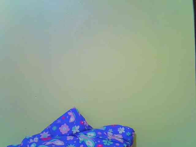 Molly-22 webcam