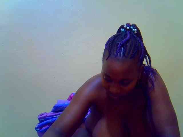 Molly-22 webcam