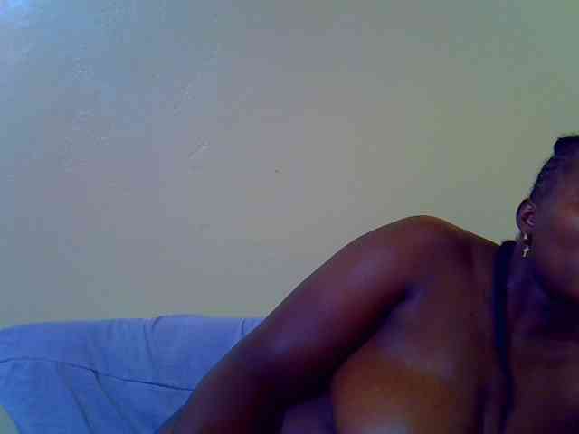 Molly-22 webcam