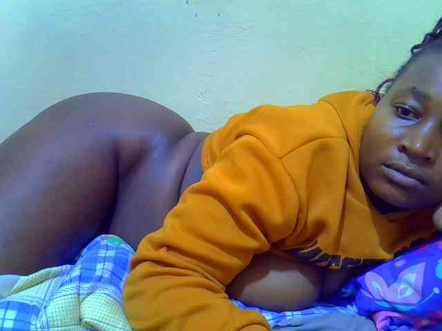 Molly-22 webcam