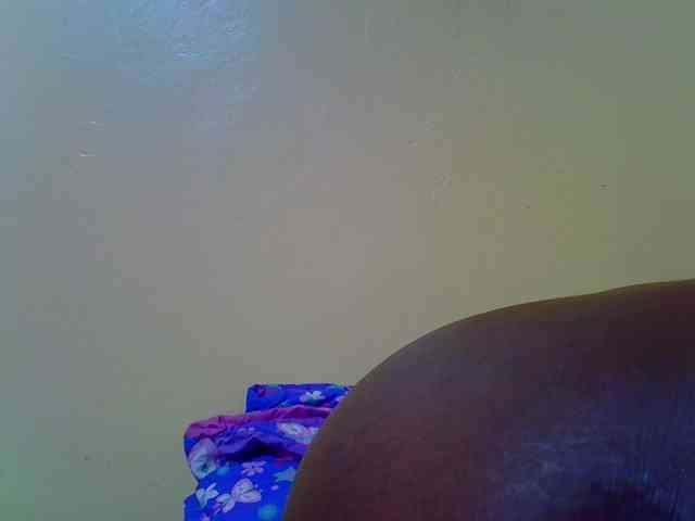 Molly-22 webcam