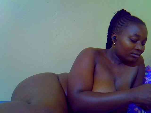 Molly-22 webcam