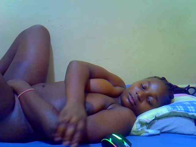 Molly-22 webcam