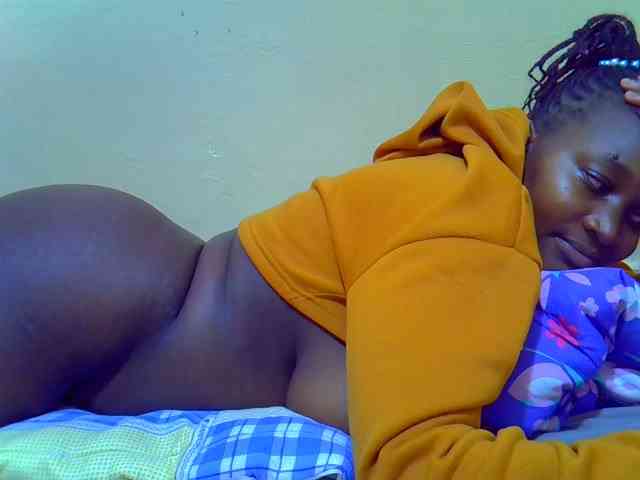 Molly-22 webcam