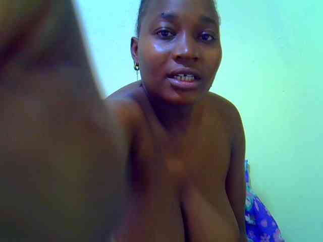 Molly-22 webcam