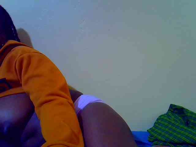 Molly-22 webcam