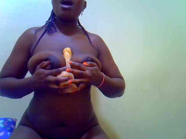 Molly-22 webcam