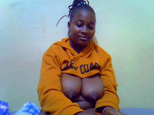 Molly-22 webcam