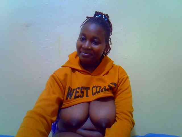 Molly-22 webcam