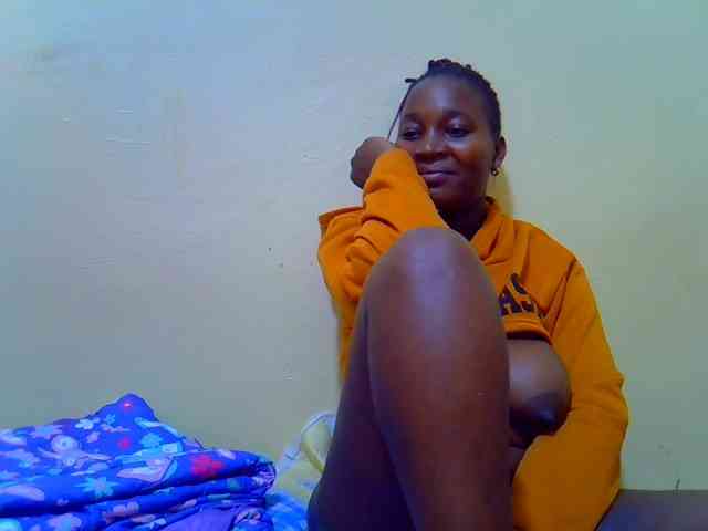 Molly-22 webcam