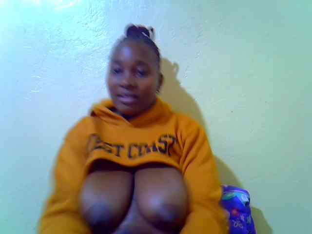 Molly-22 webcam