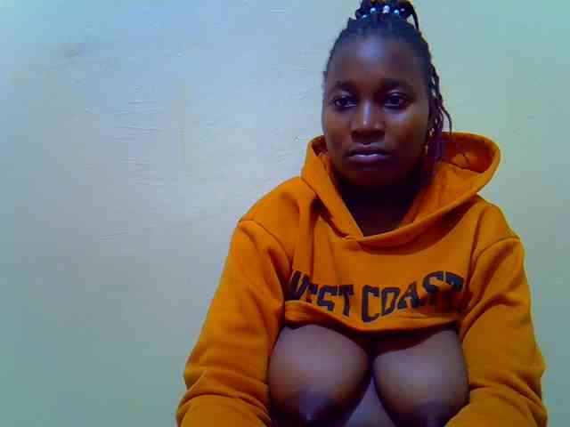 Molly-22 webcam