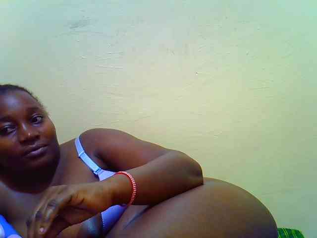Molly-22 webcam