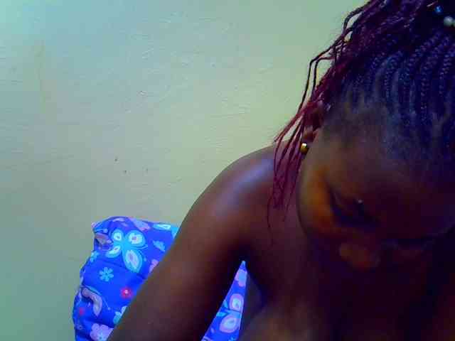 Molly-22 webcam