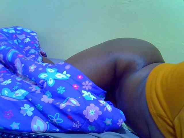Molly-22 webcam