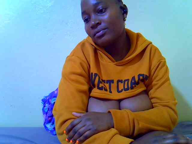 Molly-22 webcam