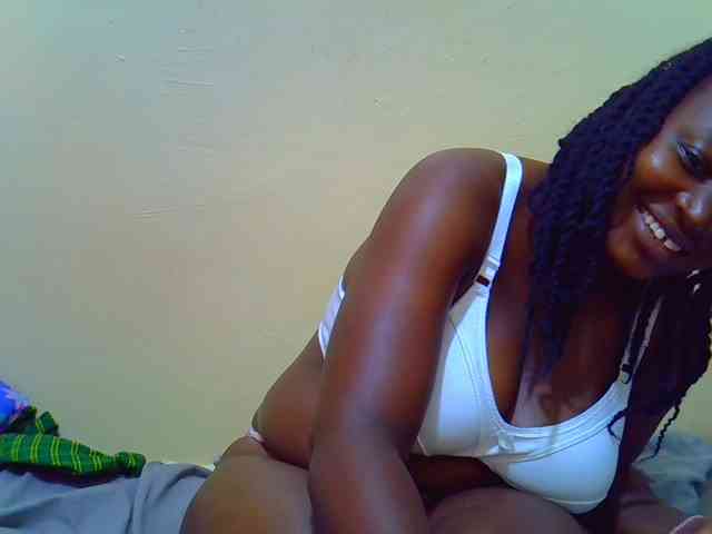 Molly-22 webcam