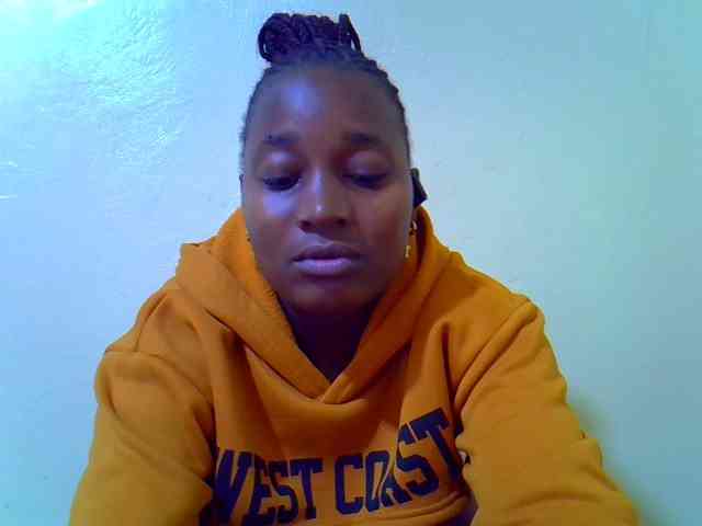 Molly-22 webcam