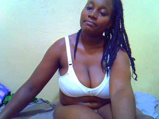 Molly-22 webcam