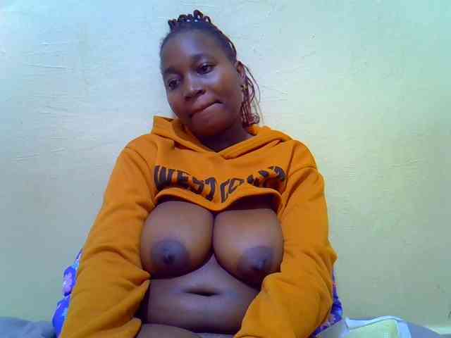Molly-22 webcam