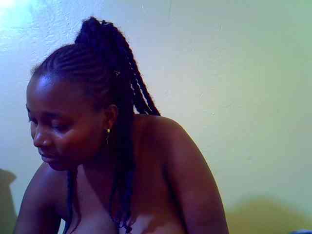 Molly-22 webcam